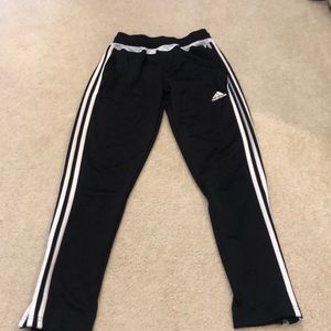 Girls adidas track pant size M